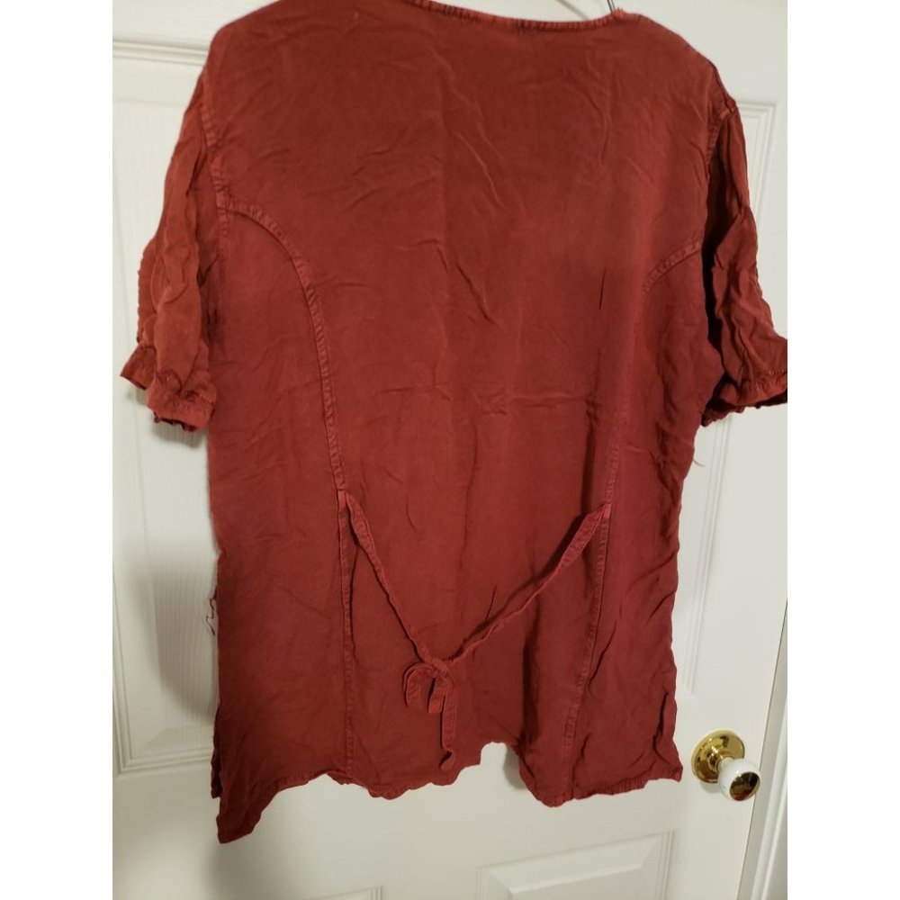 embordered blouse - Picture 2 of 4